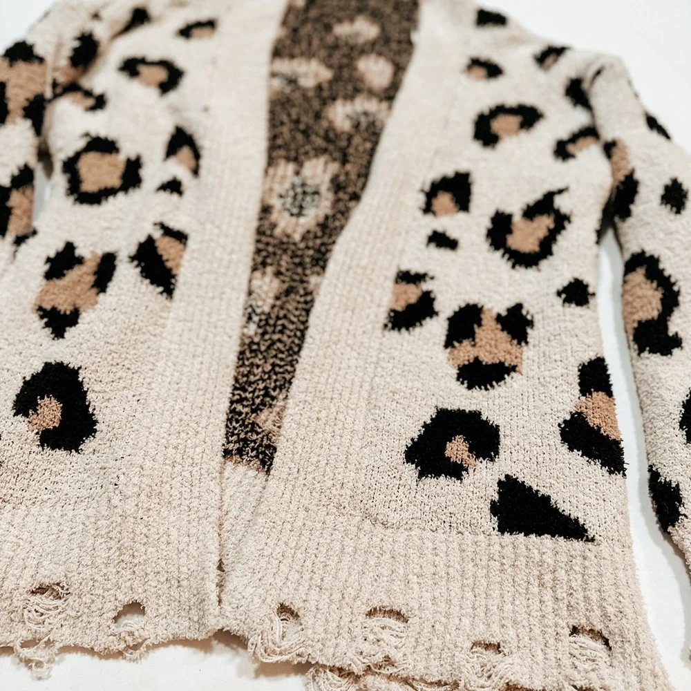 New In Distressed Leopard Print Cardigan (S) - Picture 3 of 7